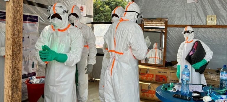RDC Congo: la OMS pide una tregua humanitaria de seis meses para frenar la epidemia de Ébola